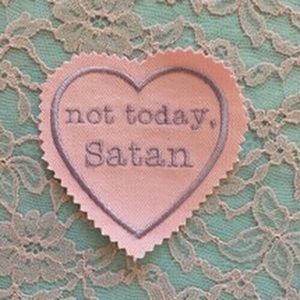 Meet your Posher, Loni